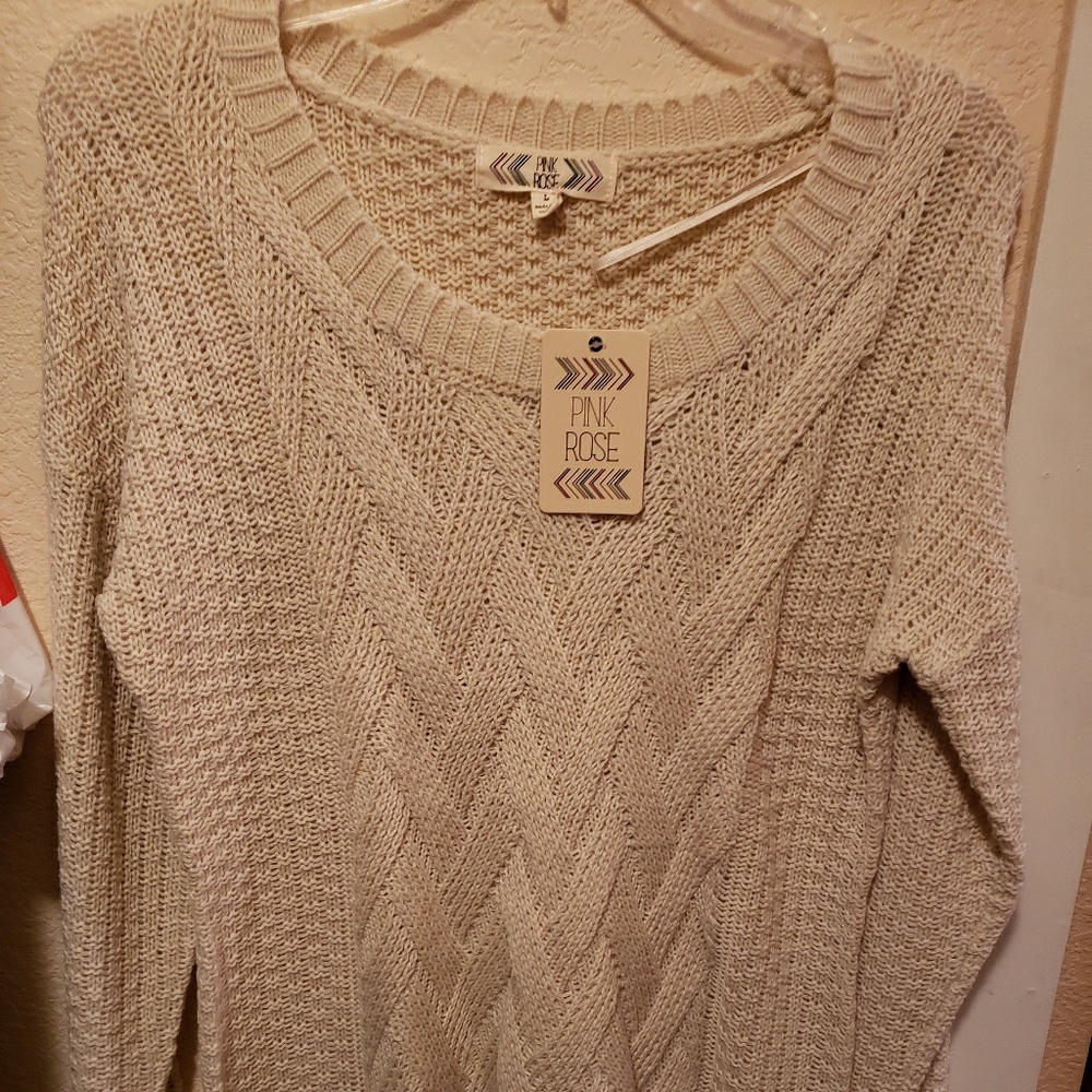 Narnia White Sweater